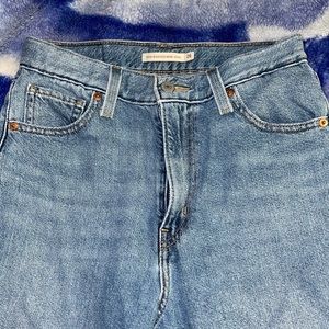 High Waisted Mom Jean